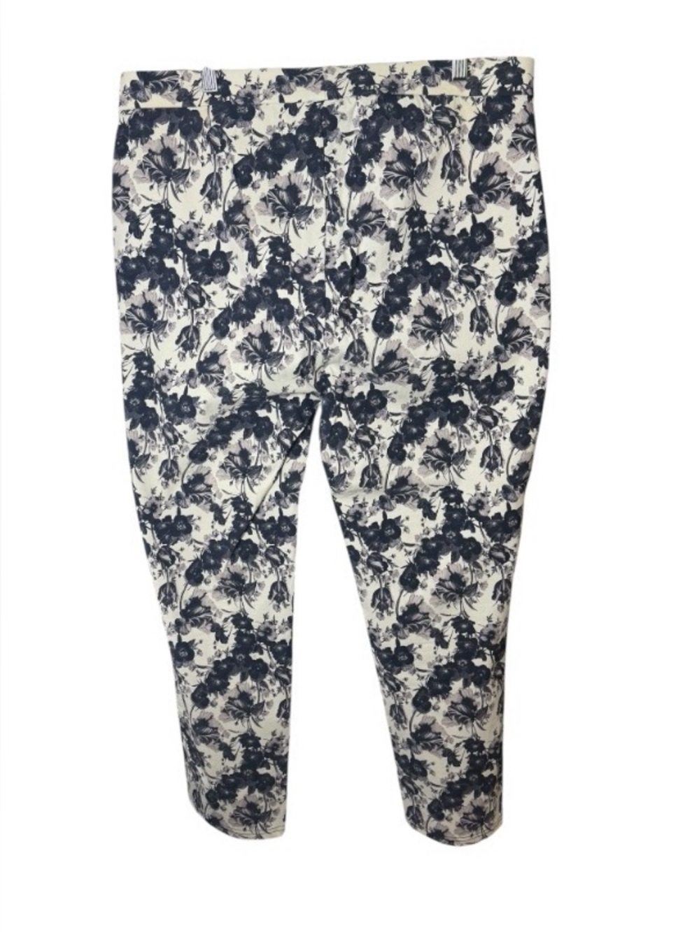 Rafaella Cream Pants with Navy Floral Pattern. Size 16. Pull On Style. Artsy.